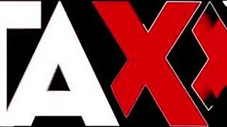 Teen In Stockings Gets Pussy Pumped Hard