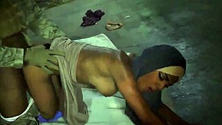 भाई, मैं इतना हार्ड हूं देखकर इस स्किनी टीन 18+ को जर्क ऑफ करते हुए बूट ड्रॉप पॉइंट पर