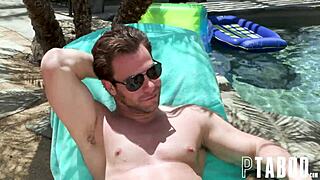 Stepdaddy Seth Gamble Anal Fucks Penelope Kay's Tight Ass