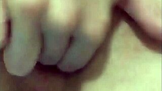 Coletânea Da Novinha Gostosa Muita Siririca Masturbacao Da Safada Buceta Lisinha