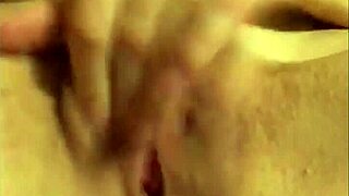 Coletânea Da Novinha Gostosa Muita Siririca Masturbacao Da Safada Buceta Lisinha