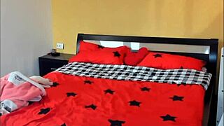 Watch this webcam girl perform live at 37