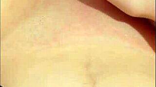 teen 18+ squirting her pussy outdoors during rough solo masturbation 😈