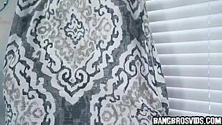 Santa FUCKING cute brunette with massive cock in tight ass