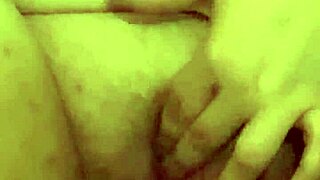 Teen 18+ masturbates quietly for you