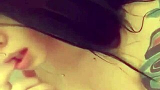 tattooed teen girl masturbating her wet pussy with dildo 😏