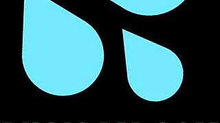 tattooed teen girl masturbating her wet pussy with dildo 😏