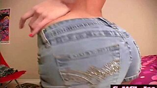 Teen teases webcam in homemade porn, what are you watching?