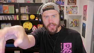 The dumbest reason I can't take a shower in summertime saga