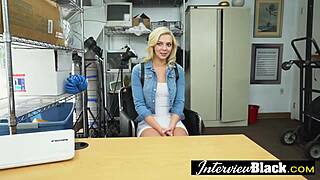 Hey, Petite Blonde Teen 18+ Loves Huge Black Cocks 😘