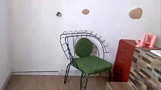 Dana Barzagli Y Luna En Espiando Un Compañero Del Cuarto Pt2