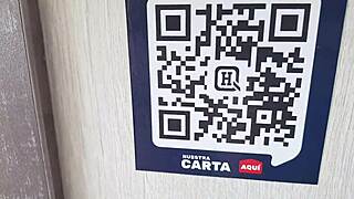 Entrando a un buen hotel en lince with suggestive vibes