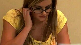 Jade's dirty mouth in hardcore anal blowjob action 😈