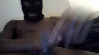 Teen 18+ Masturbates In Isolation