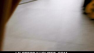 Lil stepdaughter thanks with intense sex on Thanksgiving.