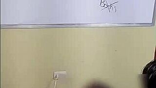 englischlehrer fickt mich hart für bessere noten im unterricht