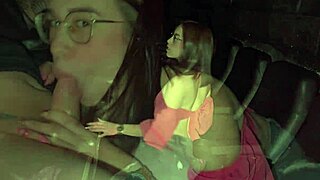 Couple narrates their outdoor webcam anal and blowjob in bucaramanga mall