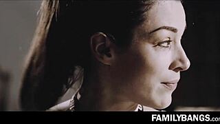 Hey, roller sis, wanna mess around with me?