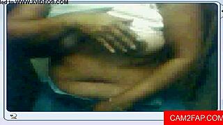 Sexy Teen 18+ Masturbates in Blowjob Webcam!