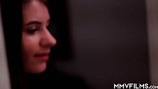 Hey cuties, wanna see us making out tonight?