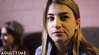 kristen scott pervs on couple at party, so hot!