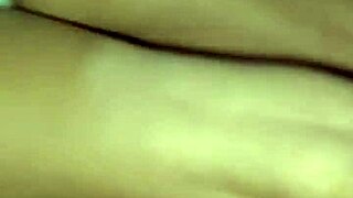 Hijastra colegiala de 18 años me entrega su culo para que le compre ropa nueva