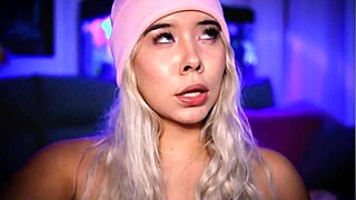 Beautiful Blonde Teen Sucks Cock Like A Nymphomaniac In College!