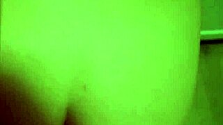 Pussy is my midnight munchie, says teen 18+ virgin