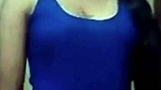 Tamil blue girl performs live striptease on webcam