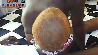 I Suck That Horny Teen's Dick And Finger Her