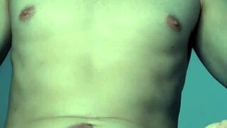 i give a handjob with vibrating toy on my pussy