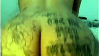 young guy cums from reverse cowgirl