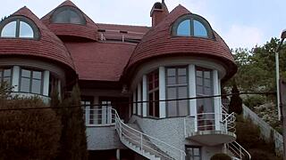 Fanatic fuck with a beautiful shaved blonde teen in doggystyle, blowjob, anal assfucking, and blowbang