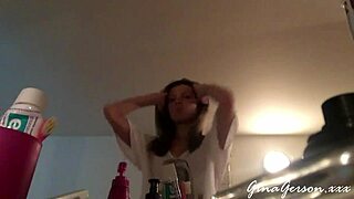 Blonde teen 18+ gives FOOTJOB in home VIDEO!