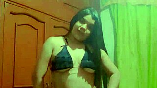 Hey, big ass brunette Latina, wanna get naughty with me tonight?