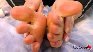 Teen Plays With Sexy Feet Smeared In Cream