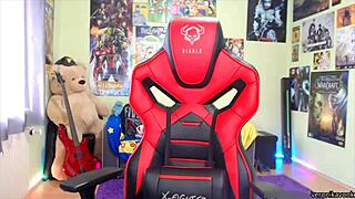 Young gamers bare bodies and assets on camera