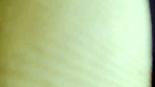 Watch this Latina couple orgasm in a hot 69?