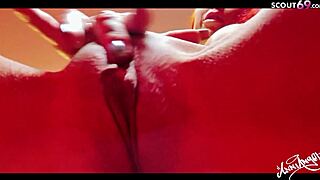 anni angel deutsch masturbates close to her pussy