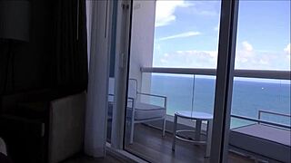 i can't believe ally cooper and dixie lynn on family vacation