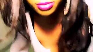 yo, check this ebony teen dancing in shorts