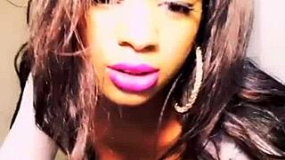 yo, check this ebony teen dancing in shorts