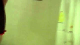 honey spreads pussy lips for handjob blowjob and facial cumshot?