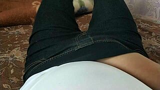 She gives handjob and squirts with toys