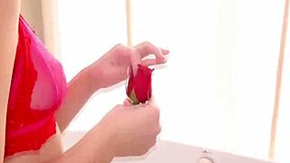 Amateur teen 18+ sucking cock.