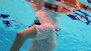 I saw katy soroka's hairy beaver underwater, it's so sexy!