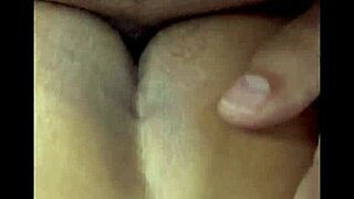 I shoved my big dick in friend's wife until I came 😏