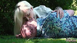 I’m overwhelmed by sexy blonde teen taking old man’s hard cock