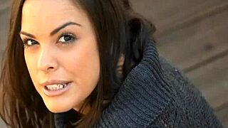 naughty teen plays solo with dildo 😏