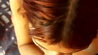 mi hermanastra chupando una buena polla hasta el cumshot orgasm